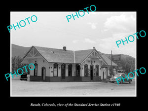 OLD LARGE HISTORIC PHOTO OF BASALT COLORADO, THE STANDARD SERVICE STATION c1940