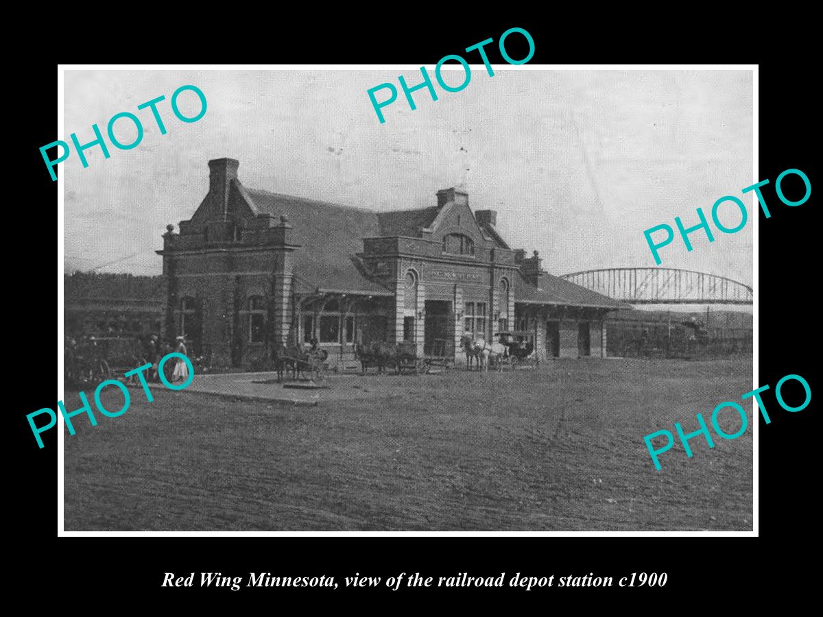 OLD LARGE HISTORIC PHOTO OF RED WING MINNESOTA, THE RAILROAD DEPOT STATION c1900