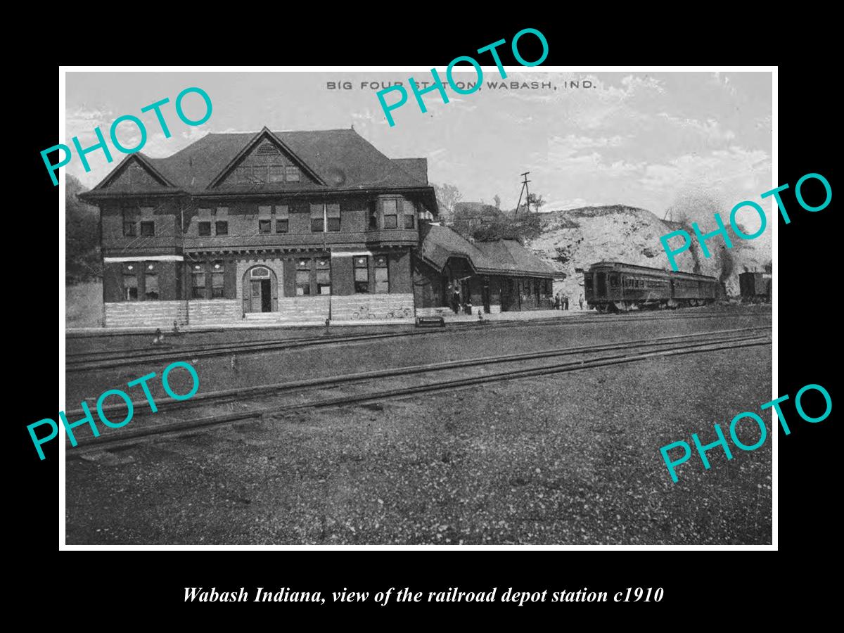 OLD LARGE HISTORIC PHOTO OF WABASH INDIANA, THE RAILROAD DEPOT STATION c1910