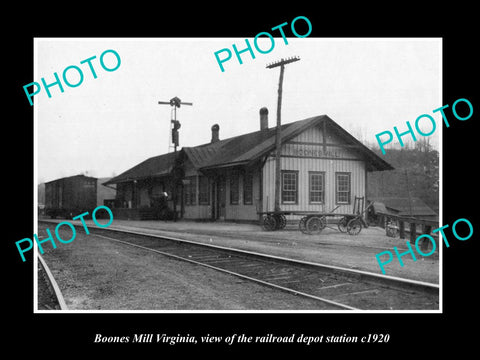 OLD LARGE HISTORIC PHOTO OF BOONES MILL VIRGINIA, RAILROAD DEPOT STATION c1920