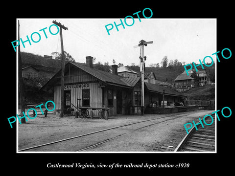 OLD LARGE HISTORIC PHOTO OF CASTLEWOOD VIRGINIA, RAILROAD DEPOT STATION c1920