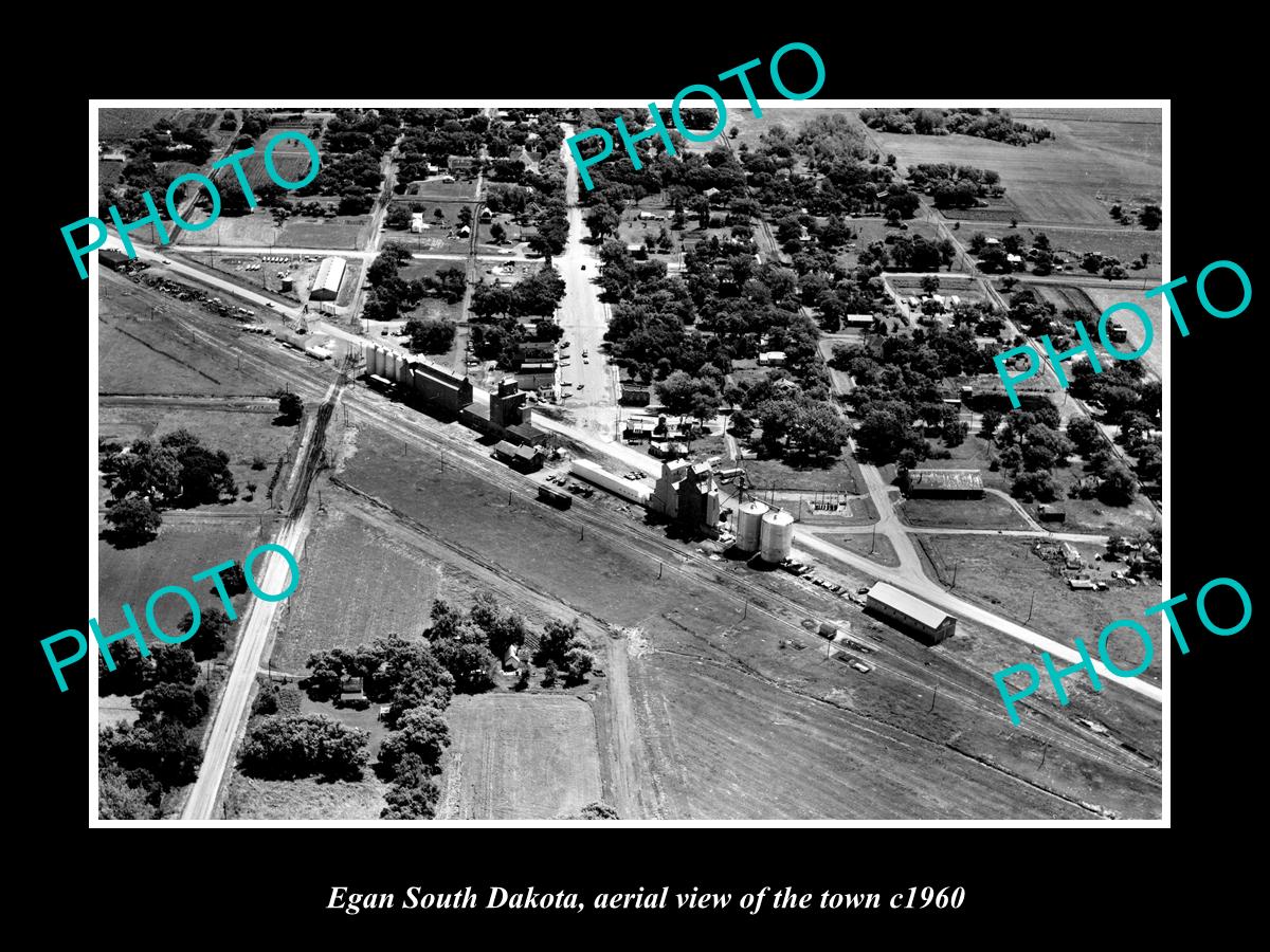 OLD LARGE HISTORIC PHOTO EGAN SOUTH DAKOTA, AERIAL VIEW OF THE TOWN c1960