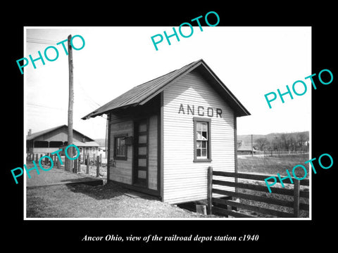 OLD LARGE HISTORIC PHOTO OF ANCOR OHIO, THE RAILROAD DEPOT STATION c1940