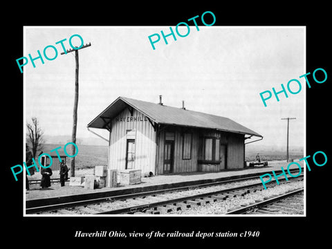 OLD LARGE HISTORIC PHOTO OF HAVERHILL OHIO, THE RAILROAD DEPOT STATION c1940