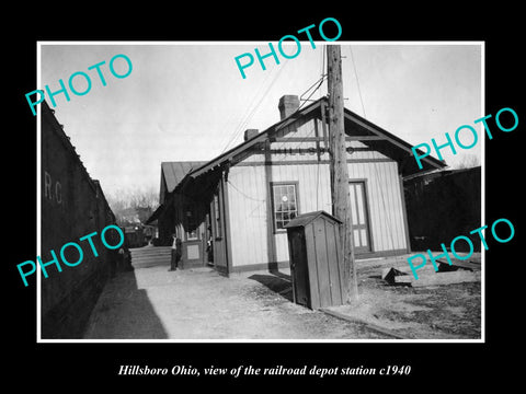OLD LARGE HISTORIC PHOTO OF HILLSBORO OHIO, THE RAILROAD DEPOT STATION c1940
