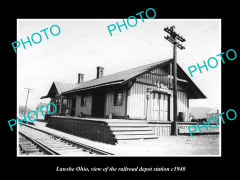 OLD LARGE HISTORIC PHOTO OF LAWSHE OHIO, THE RAILROAD DEPOT STATION c1940