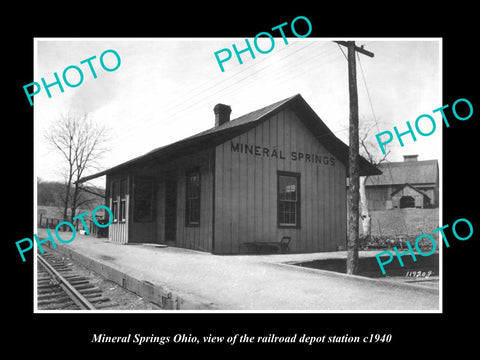 OLD LARGE HISTORIC PHOTO OF MINERAL SPRINGS OHIO, RAILROAD DEPOT STATION c1940