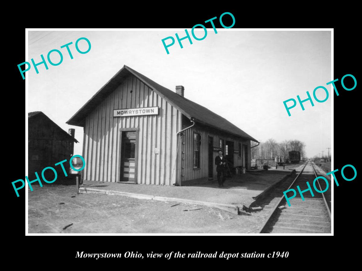 OLD LARGE HISTORIC PHOTO OF MOWREYSTOWN OHIO, THE RAILROAD DEPOT STATION c1940