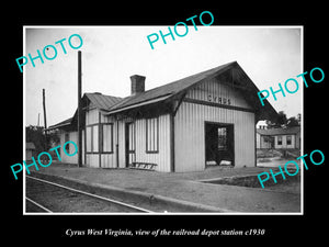 OLD LARGE HISTORIC PHOTO OF CYRUS WEST VIRGINIA, THE RAILROAD STATION c1930