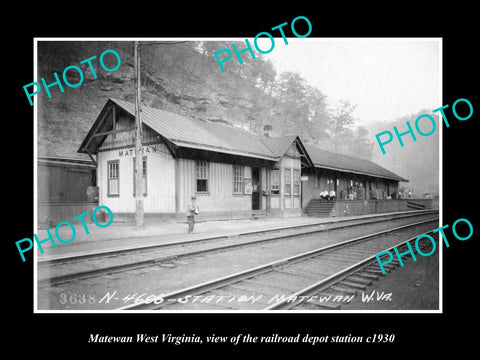 OLD LARGE HISTORIC PHOTO OF MATEWAN WEST VIRGINIA, THE RAILROAD STATION c1930 1