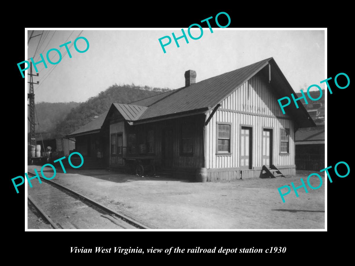 OLD LARGE HISTORIC PHOTO OF VIVIAN WEST VIRGINIA, THE RAILROAD STATION c1930