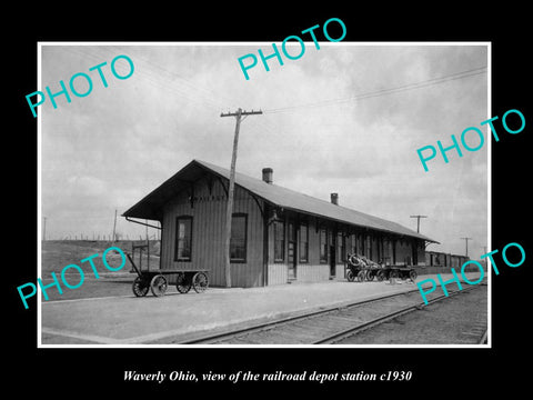 OLD LARGE HISTORIC PHOTO OF WAVERLY OHIO, THE RAILROAD DEPOT STATION c1930