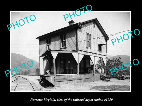 OLD LARGE HISTORIC PHOTO OF NARROWS VIRGINIA, THE RAILROAD DEPOT STATION c1930