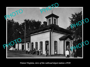 OLD LARGE HISTORIC PHOTO OF VINTON WEST VIRGINIA, THE RAILROAD DEPOT c1930