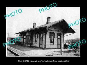 OLD LARGE HISTORIC PHOTO OF WAKEFIELD VIRGINIA, THE RAILROAD DEPOT STATION 1930