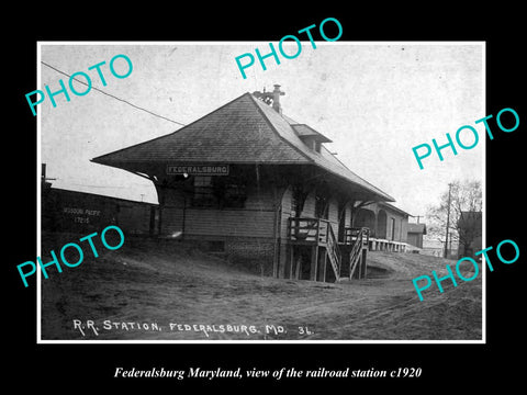 OLD LARGE HISTORIC PHOTO FEDERALSBURG MARYLAND, VIEW OF RAILROAD STATION c1920