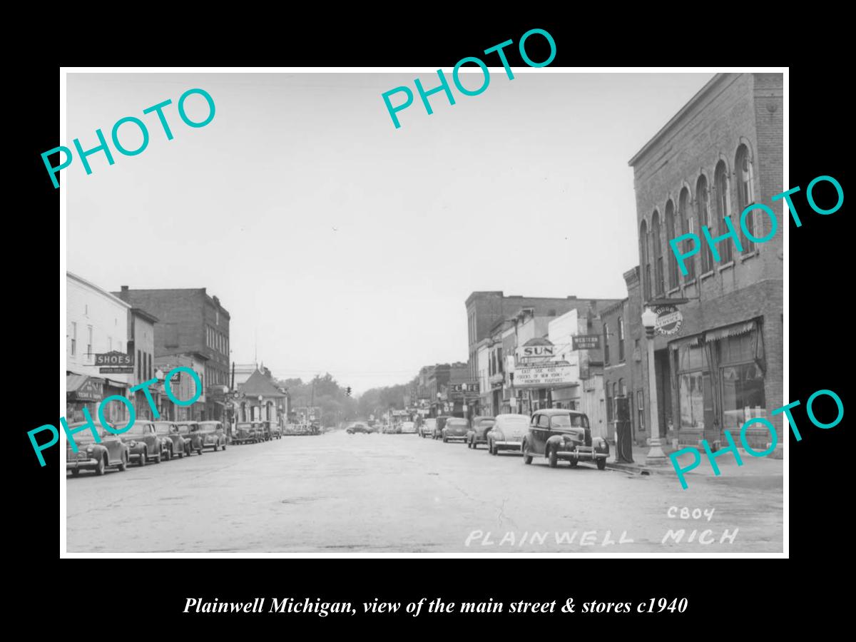 OLD LARGE HISTORIC PHOTO PLAINWELL MICHIGAN, VIEW OF THE MAIN ST & STORES c1940