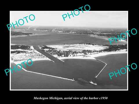 OLD LARGE HISTORIC PHOTO MUSKEGON MICHIGAN, AERIAL VIEW OF THE HARBOR c1950