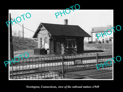 OLD LARGE HISTORIC PHOTO NEWINGTON CONNECTICUT, THE RAILROAD STATION c1940