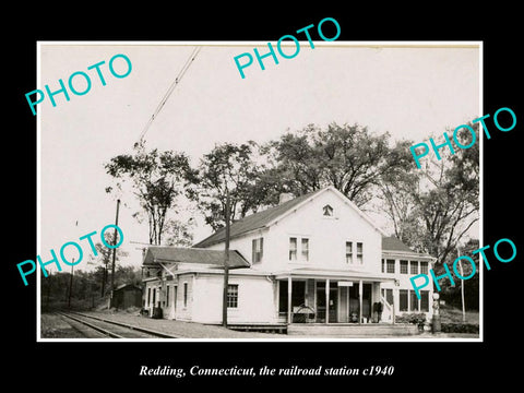 OLD LARGE HISTORIC PHOTO REDDING CONNECTICUT, THE RAILROAD STATION c1940