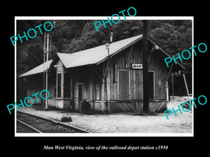 OLD LARGE HISTORIC PHOTO OF MAN WEST VIRGINIA, THE RAILROAD DEPOT c1950