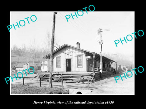 OLD LARGE HISTORIC PHOTO OF HENRY VIRGINIA, THE RAILROAD DEPOT c1930