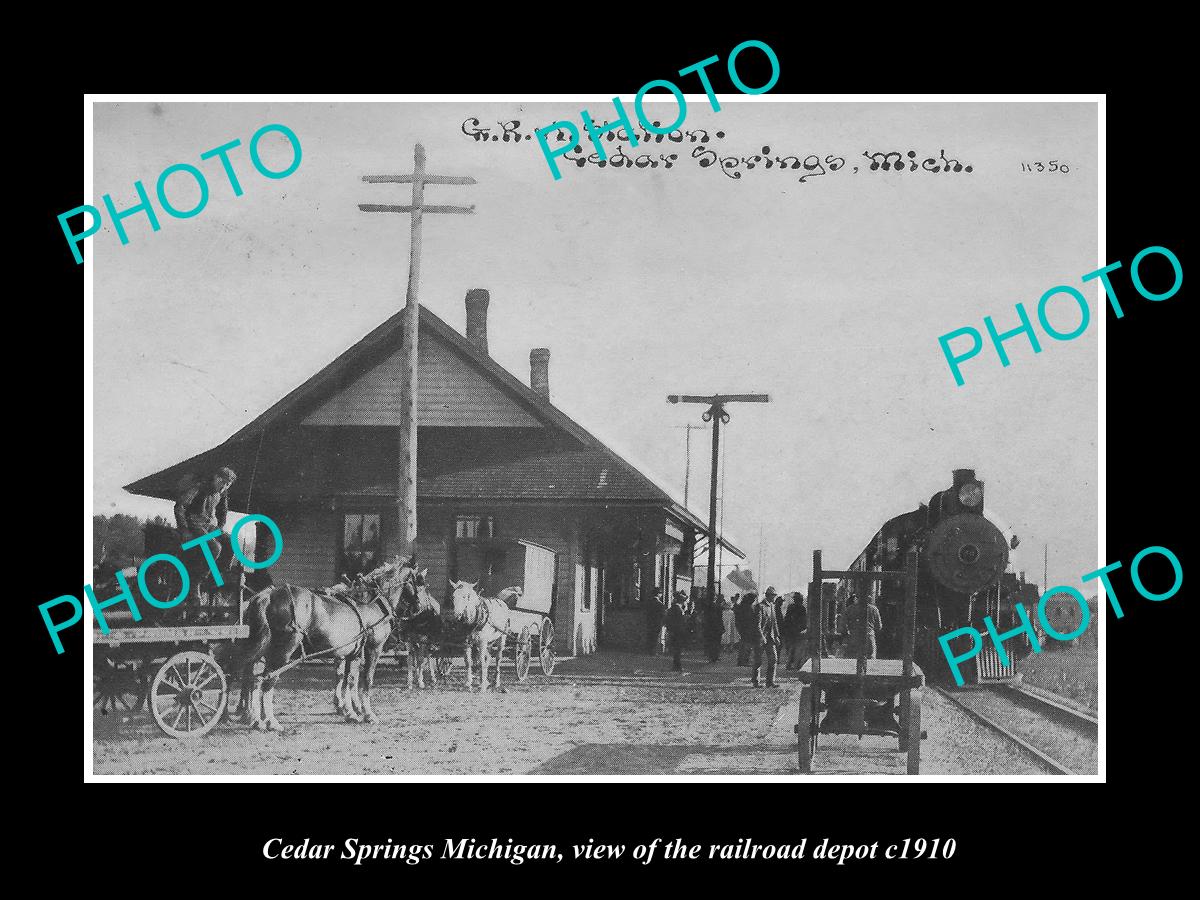 OLD LARGE HISTORIC PHOTO CEDAR SPRINGS MICHIGAN, THE RAILROAD DEPOT c1910