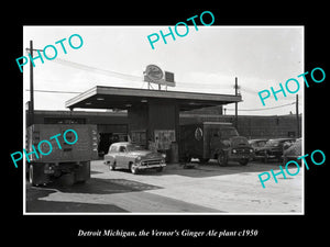 OLD LARGE HISTORIC PHOTO DETROIT MICHIGAN, THE VERNOR GINGER ALE PLANT c1950