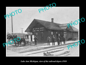 OLD LARGE HISTORIC PHOTO LAKE ANN MICHIGAN, THE RAILROAD DEPOT c1910