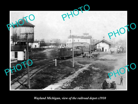 OLD LARGE HISTORIC PHOTO WAYLAND MICHIGAN, THE RAILROAD DEPOT c1910