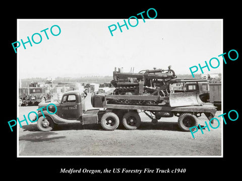 OLD LARGE HISTORIC PHOTO MEDFORD OREGON, THE US FORESTRY FIRE TRUCK c1940