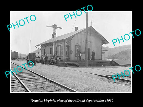 OLD LARGE HISTORIC PHOTO OF VESUVIUS VIRGINIA, RAILROAD DEPOT STATION c1930