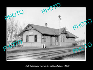 OLD LARGE HISTORIC PHOTO OF AULT COLORADO, THE RAILROAD DEPOT STATION c1940