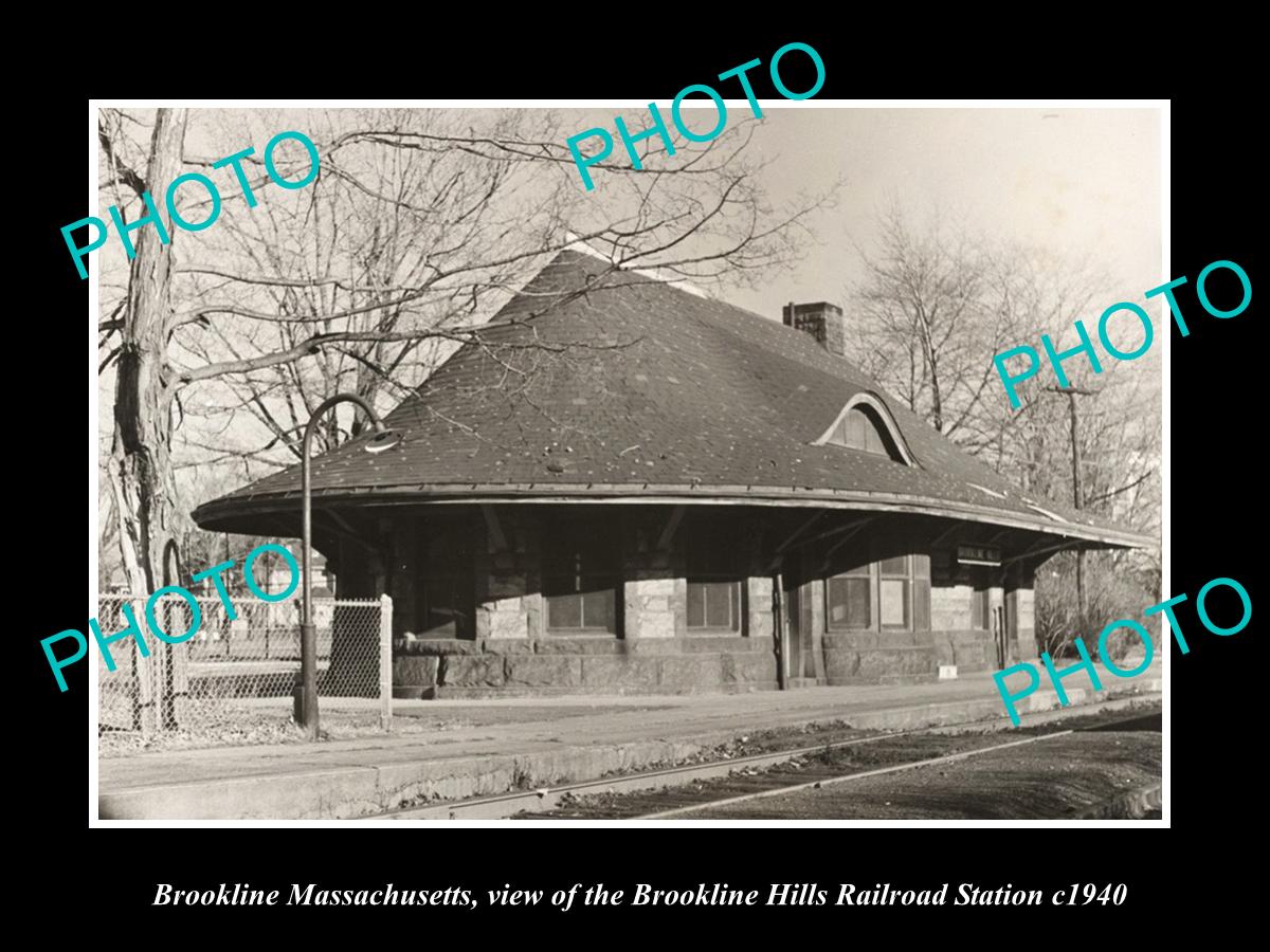 OLD LARGE HISTORIC PHOTO OF BROOKLINE MASSACHUSETTS, THE B/H RAILROAD DEPOT 1940