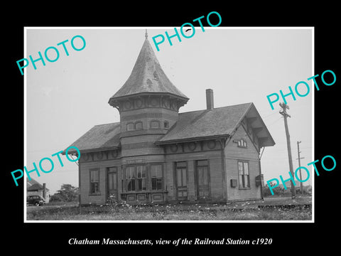 OLD LARGE HISTORIC PHOTO OF CHATHAM MASSACHUSETTS, THE RAILROAD DEPOT 1920