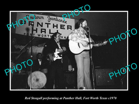 OLD HISTORIC PHOTO FORT WORTH TEXAS, RED STEAGALL SINGING AT PANTHER HALL c1970