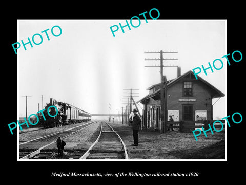 OLD LARGE HISTORIC PHOTO MEDFORD MASSACHUSETTS, WELLINGTON RAILROAD DEPOT c1920