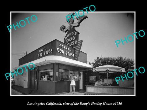 OLD LARGE HISTORIC PHOTO LOS ANGELES CALIFORNIA, THE DOUGS HOTDOG HOUSE c1950