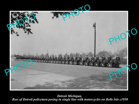 OLD LARGE HISTORIC PHOTO OF DETROIT MICHIGAN, THE POLICE MOTORCYCLE SQUAD c1950