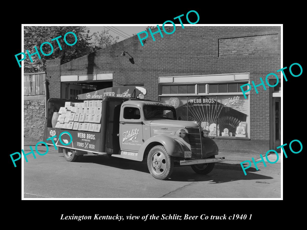 OLD LARGE HISTORIC PHOTO LEXINGTON KENTUCKY, THE SCHLITZ BEER TRUCK 1940 2