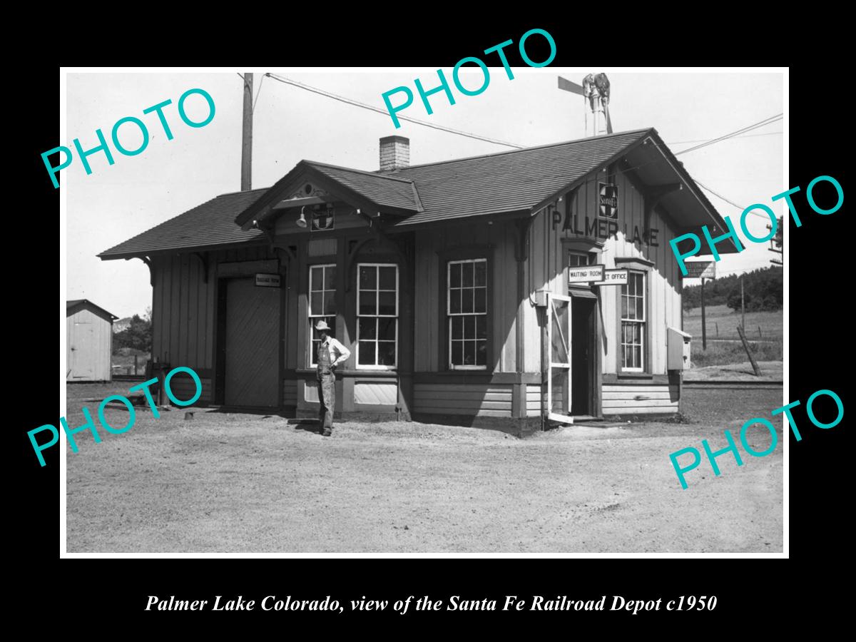 OLD LARGE HISTORIC PHOTO OF PALMER LAKE COLORADO, SANTA FE RAILROAD DEPOT c1950