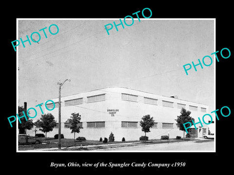 OLD LARGE HISTORIC PHOTO OF BRYAN OHIO, VIEW OF THE SPANGLER CANDY Co PLANT 1950