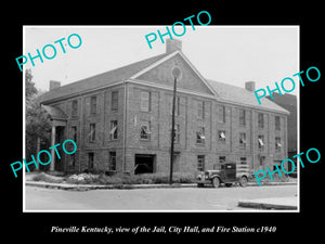 OLD LARGE HISTORIC PHOTO OF PINEVILLE KENTUCKY, THE JAIL & CITY HALL c1940