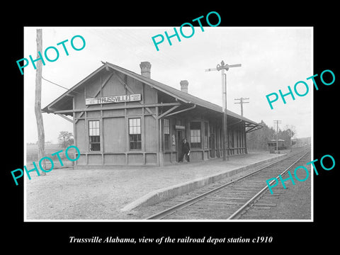 OLD LARGE HISTORIC PHOTO OF TRUSSVILLE ALABAMA, THE RAILROAD DEPOT STATION c1910