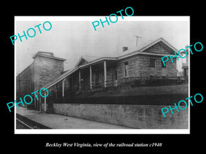 OLD LARGE HISTORIC PHOTO OF BECKLEY WEST VIRGINIA, THE RAILROAD STATION c1940