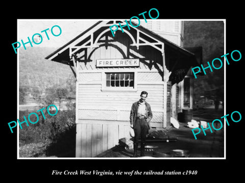 OLD LARGE HISTORIC PHOTO OF FIRE CREEK WEST VIRGINIA, THE RAILROAD STATION c1940