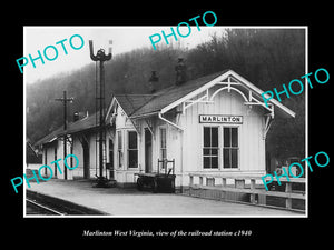 OLD LARGE HISTORIC PHOTO OF MARLINTON WEST VIRGINIA, THE RAILROAD STATION c1940