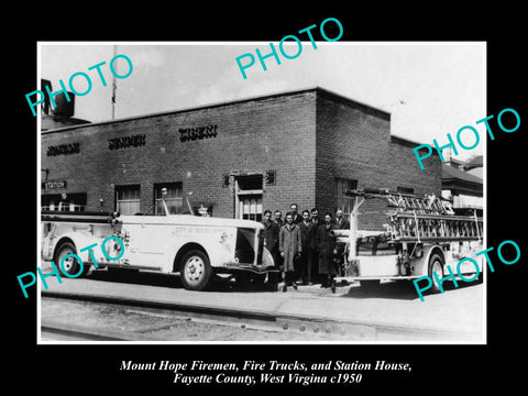 OLD LARGE HISTORIC PHOTO OF MOUNT HOPE WEST VIRGINIA, THE FIRE DEPARTMENT c1950