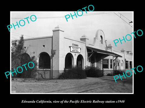 OLD HISTORIC PHOTO OF ETIWANDA CALIFORNIA, PACIFIC ELECTRIC RAILWAY STATION 1940