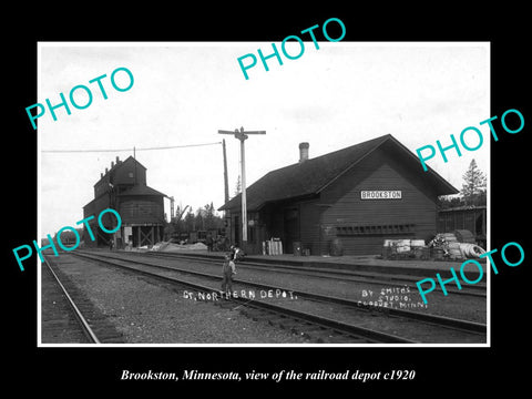 OLD LARGE HISTORIC PHOTO OF BROOKSTON MINNESOTA, THE RAILROAD DEPOT c1920